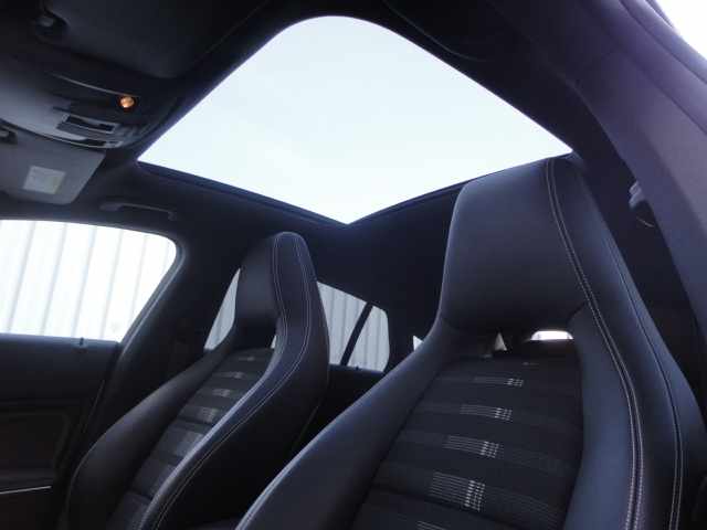 mercedes-benz-cla-180-d-blueefficiency-1-5-2017-diesel-1461cc