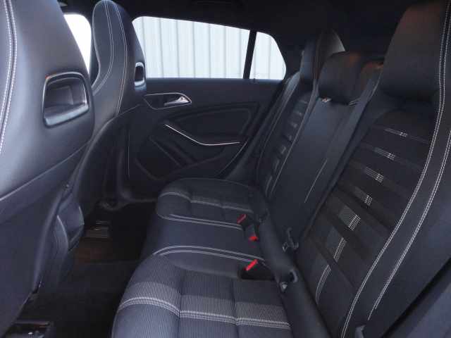 mercedes-benz-cla-180-d-blueefficiency-1-5-2017-diesel-1461cc