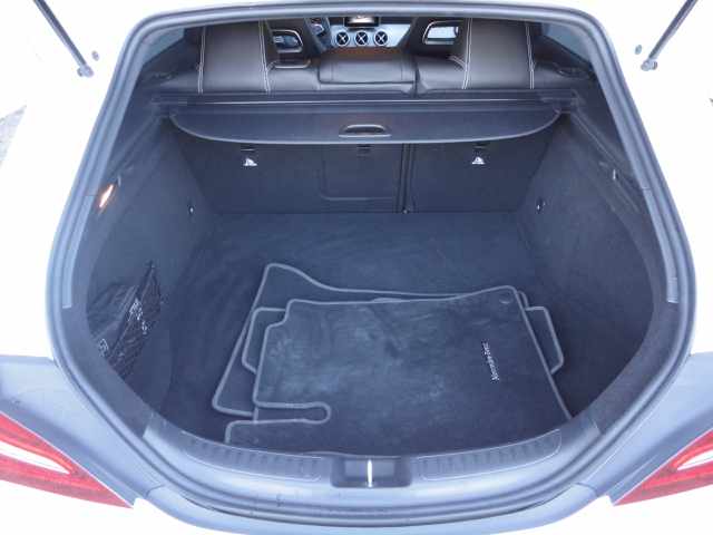 mercedes-benz-cla-180-d-blueefficiency-1-5-2017-diesel-1461cc