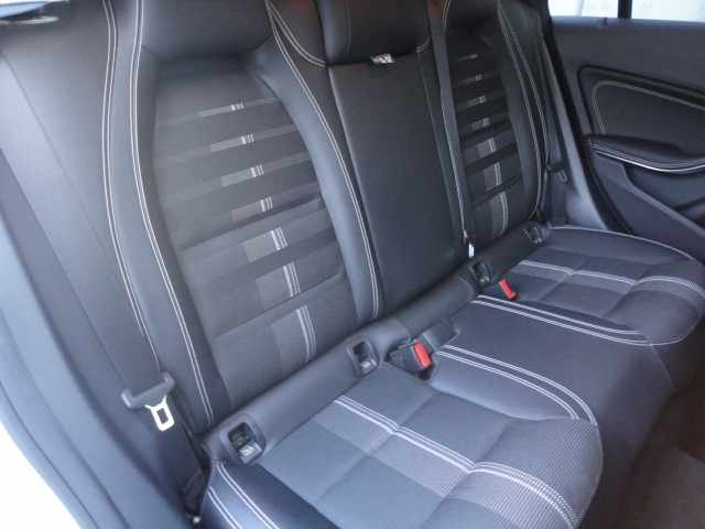 mercedes-benz-cla-180-d-blueefficiency-1-5-2017-diesel-1461cc