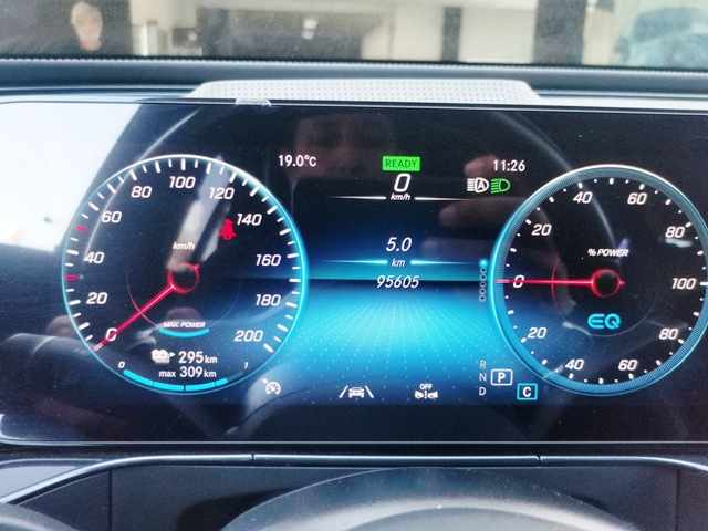 mercedes-benz-eqc-400-4matic-2022-eletrico