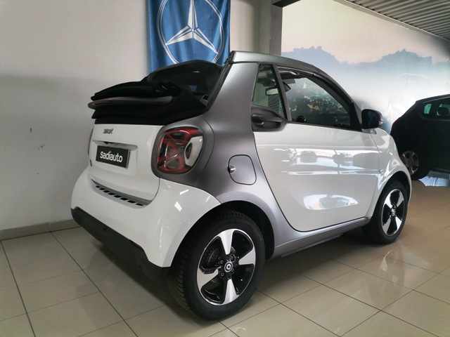 smart-fortwo-17-6-kwh-2023-eletrico