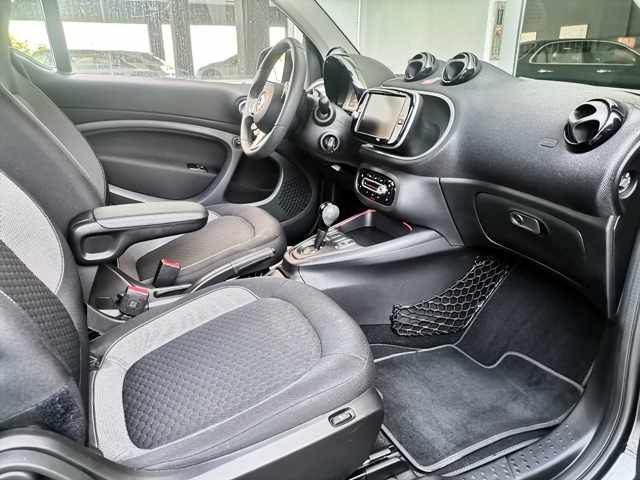 smart-fortwo-17-6-kwh-2023-eletrico
