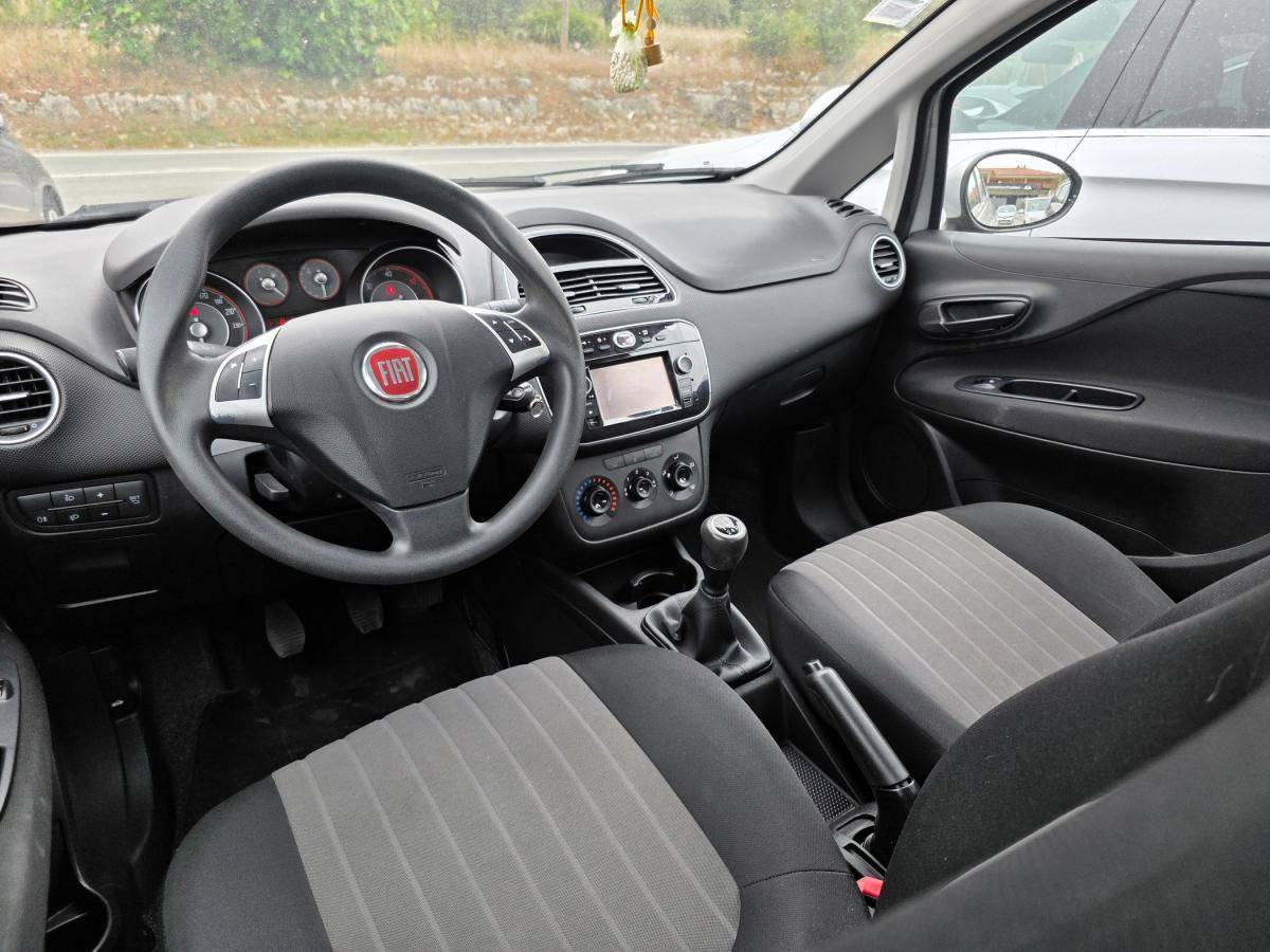 fiat-punto-2017-diesel-1248cc