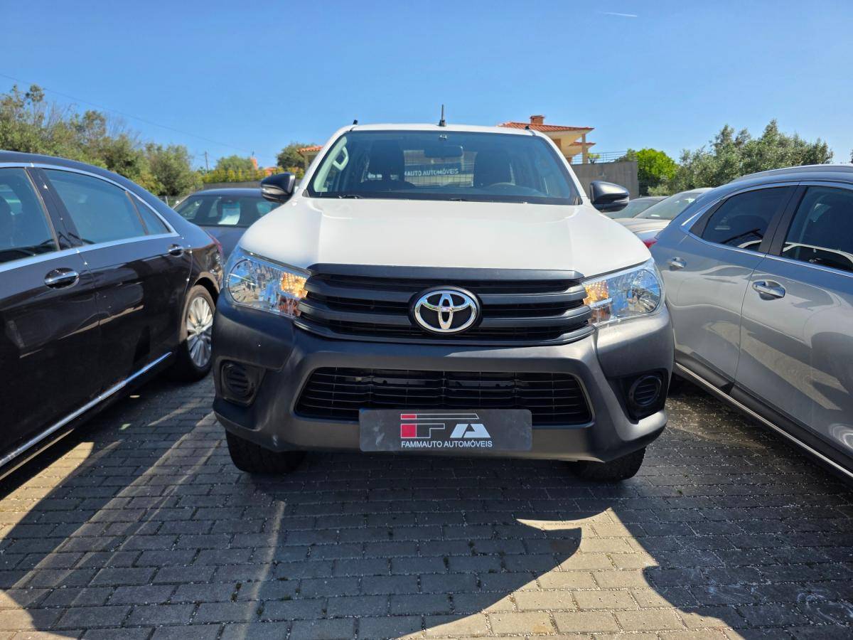 toyota-hilux-2018-diesel-2393cc