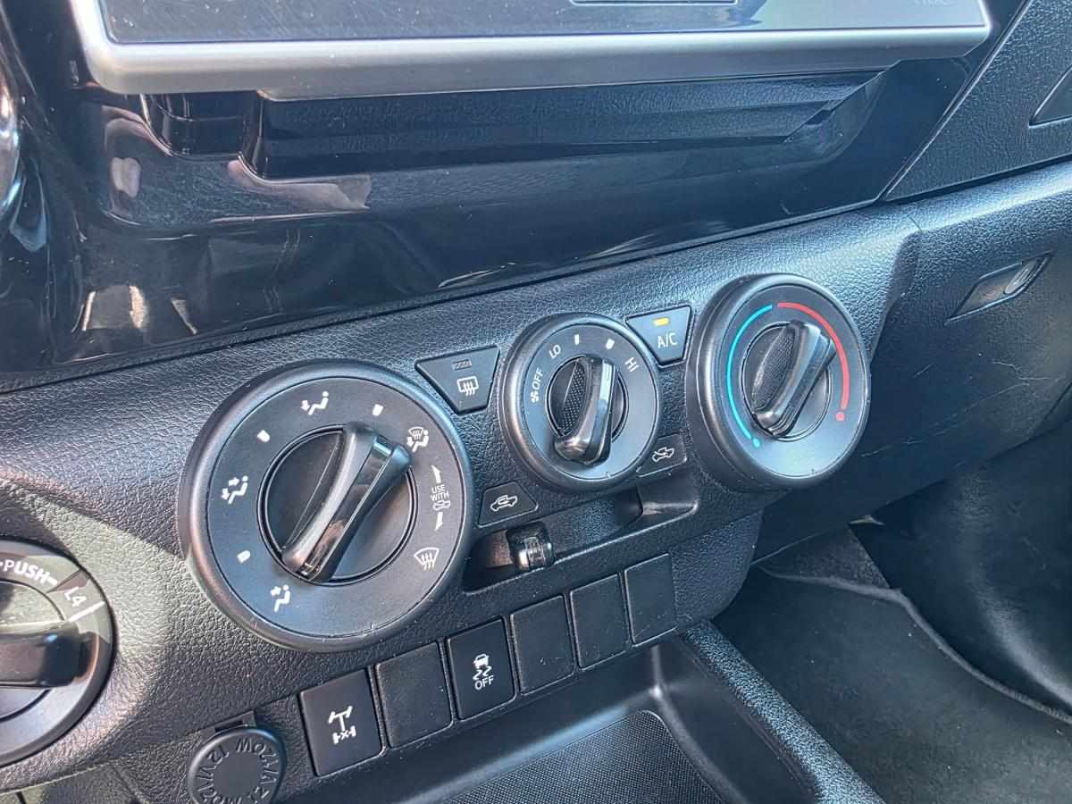 toyota-hilux-2018-diesel-2393cc
