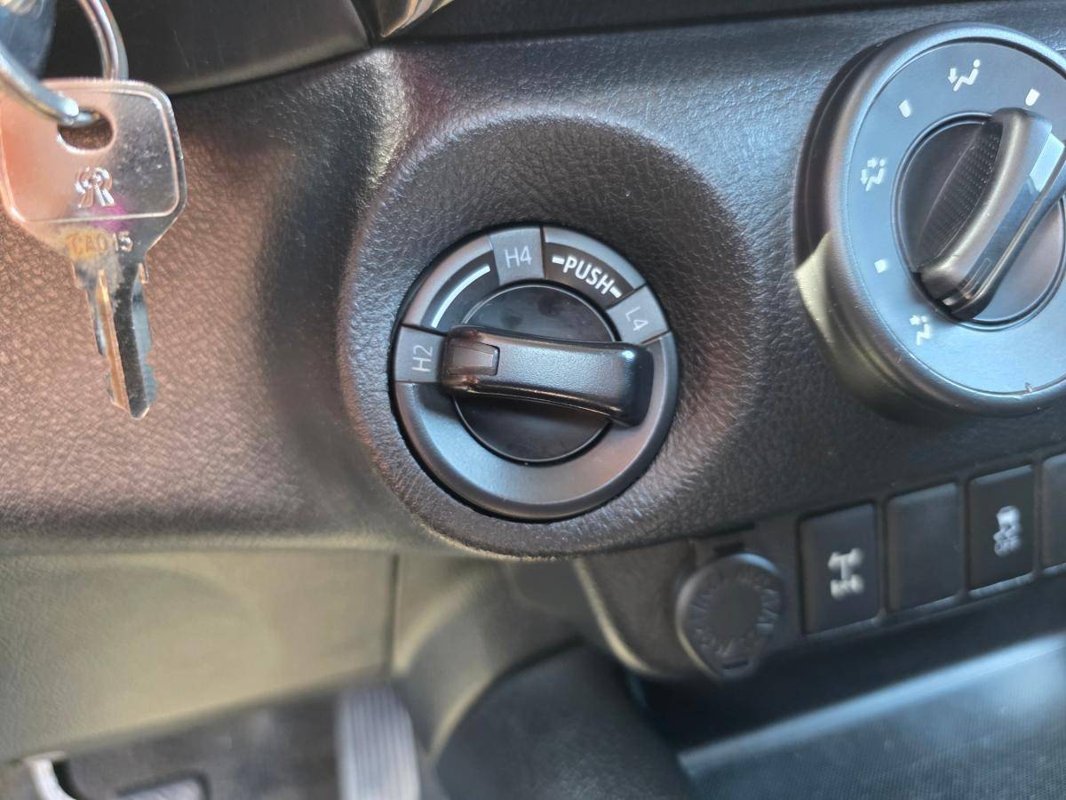 toyota-hilux-2018-diesel-2393cc
