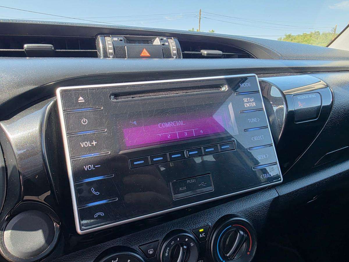 toyota-hilux-2018-diesel-2393cc