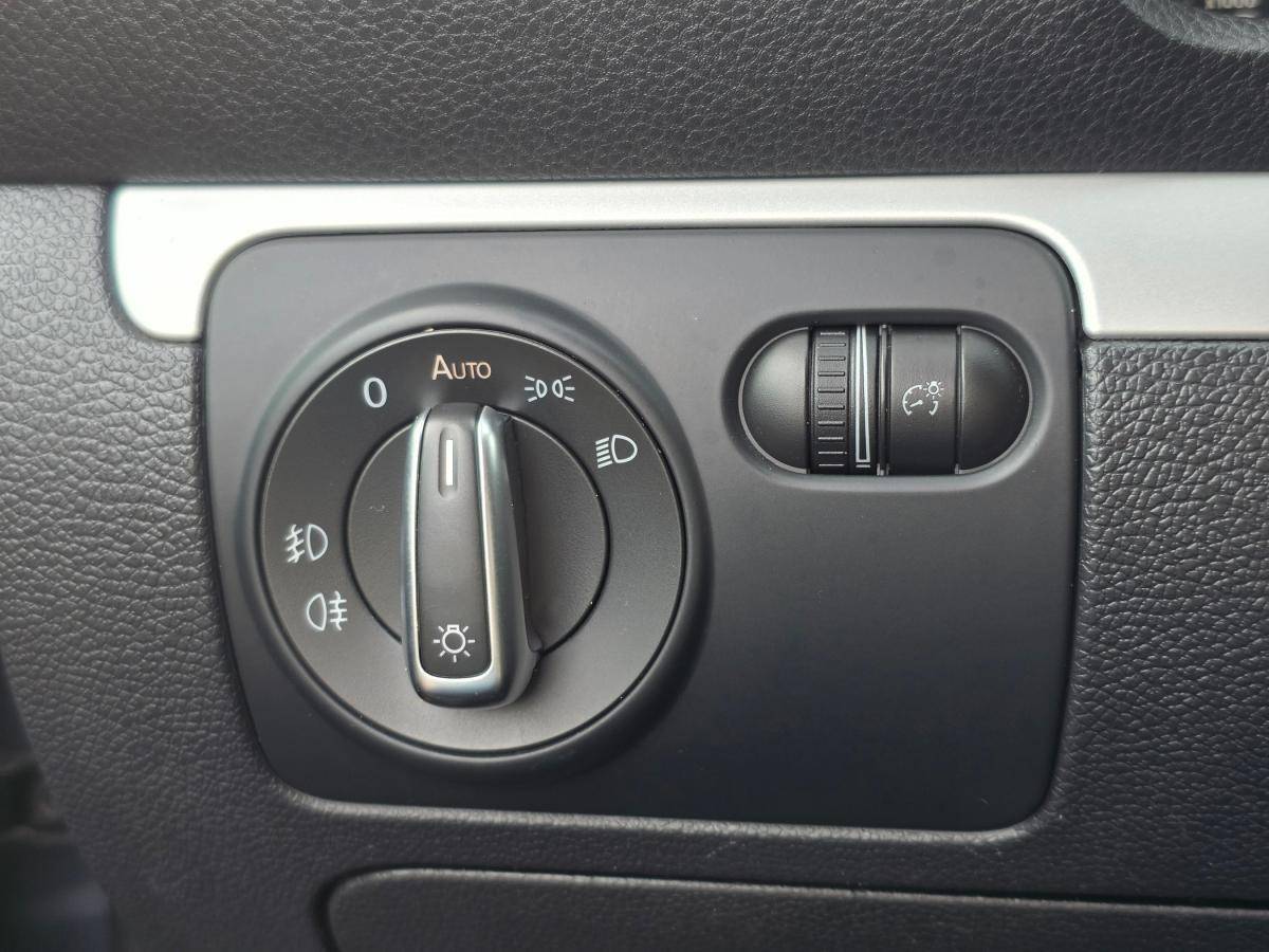 volkswagen-scirocco-2010-gasolina-1390cc