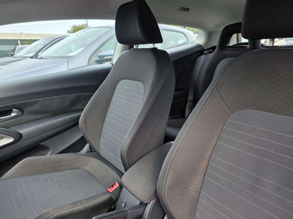 volkswagen-scirocco-2008-diesel-1968cc