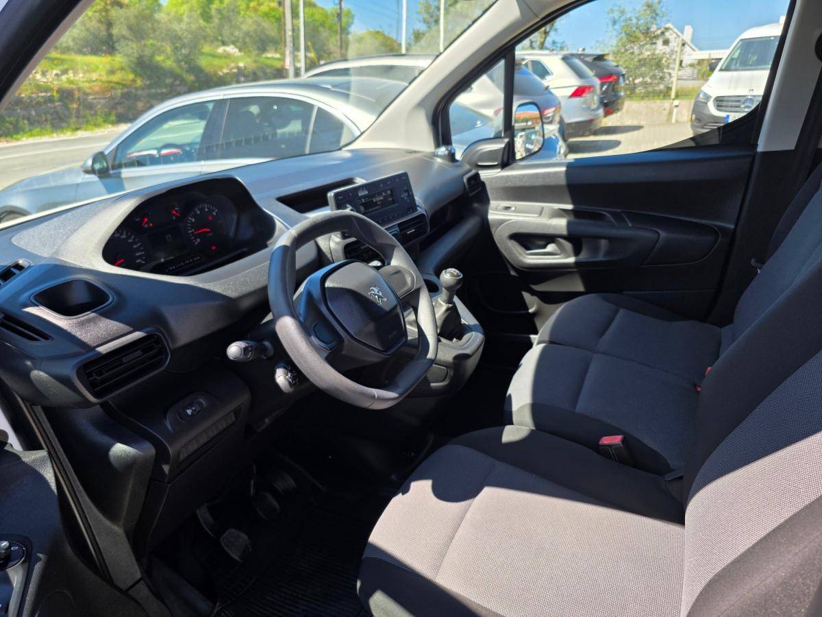 peugeot-partner-2019-diesel-1560cc