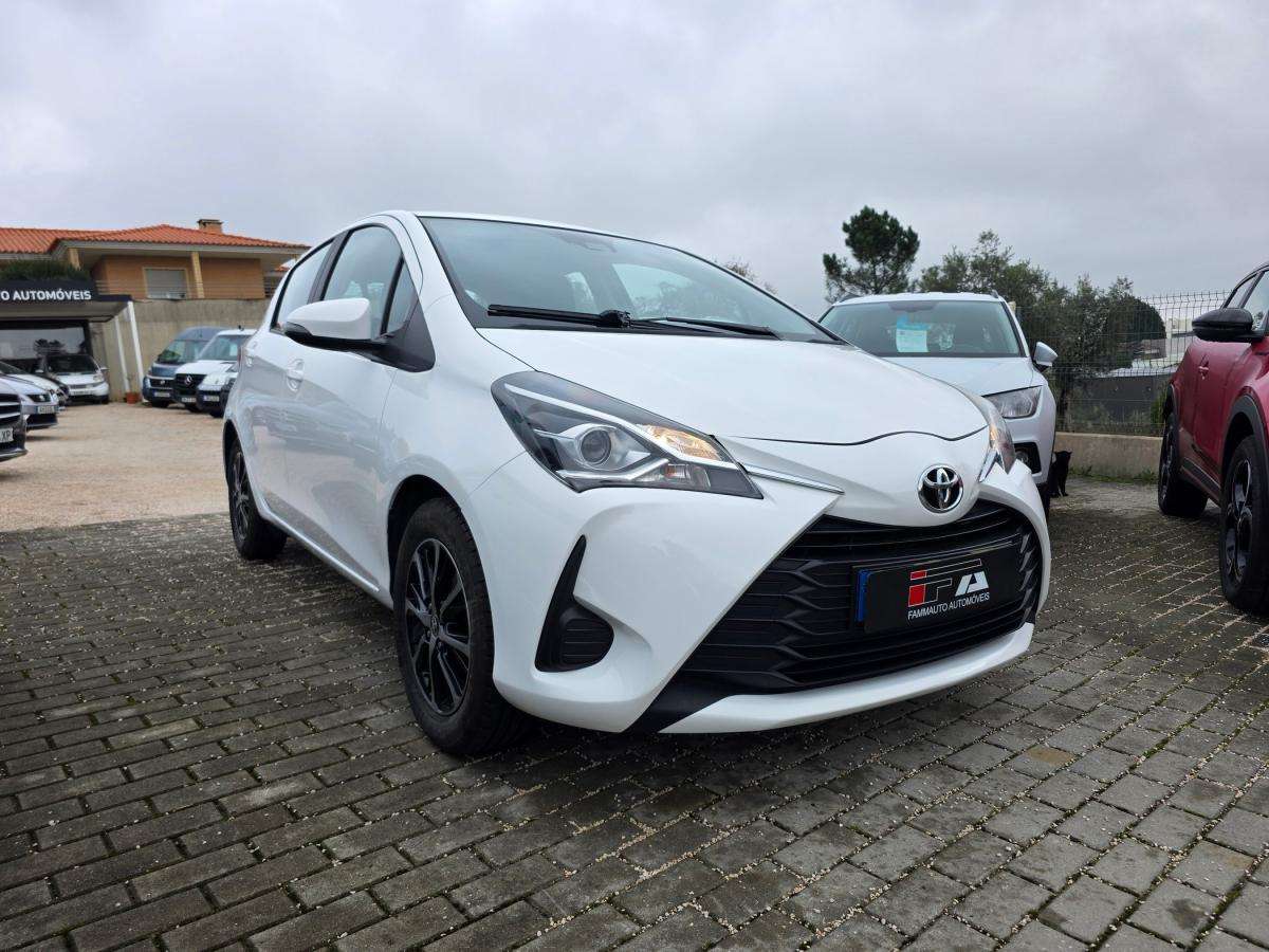 toyota-yaris-2020-gasolina-998cc