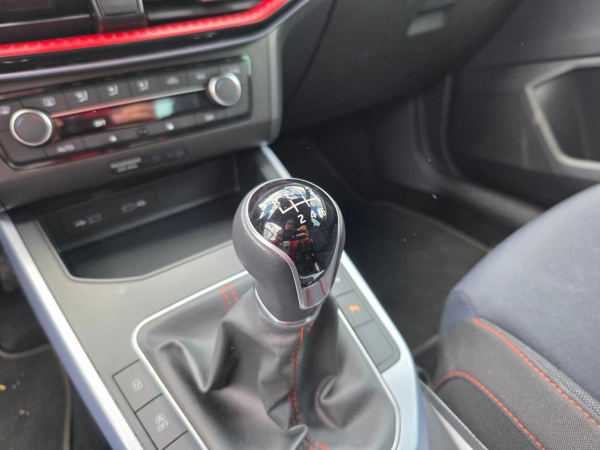 seat-arona-2022-gasolina-999cc
