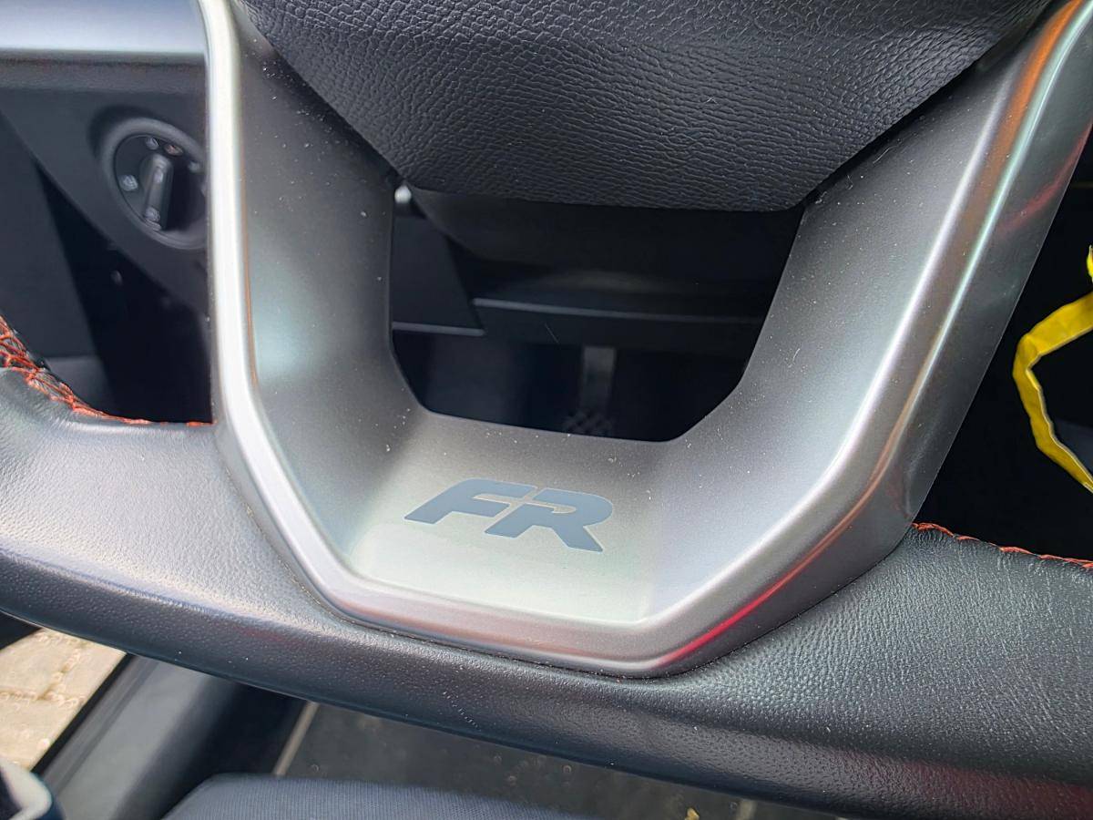 seat-arona-2022-gasolina-999cc