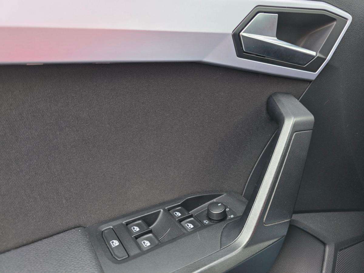 seat-arona-2022-gasolina-999cc