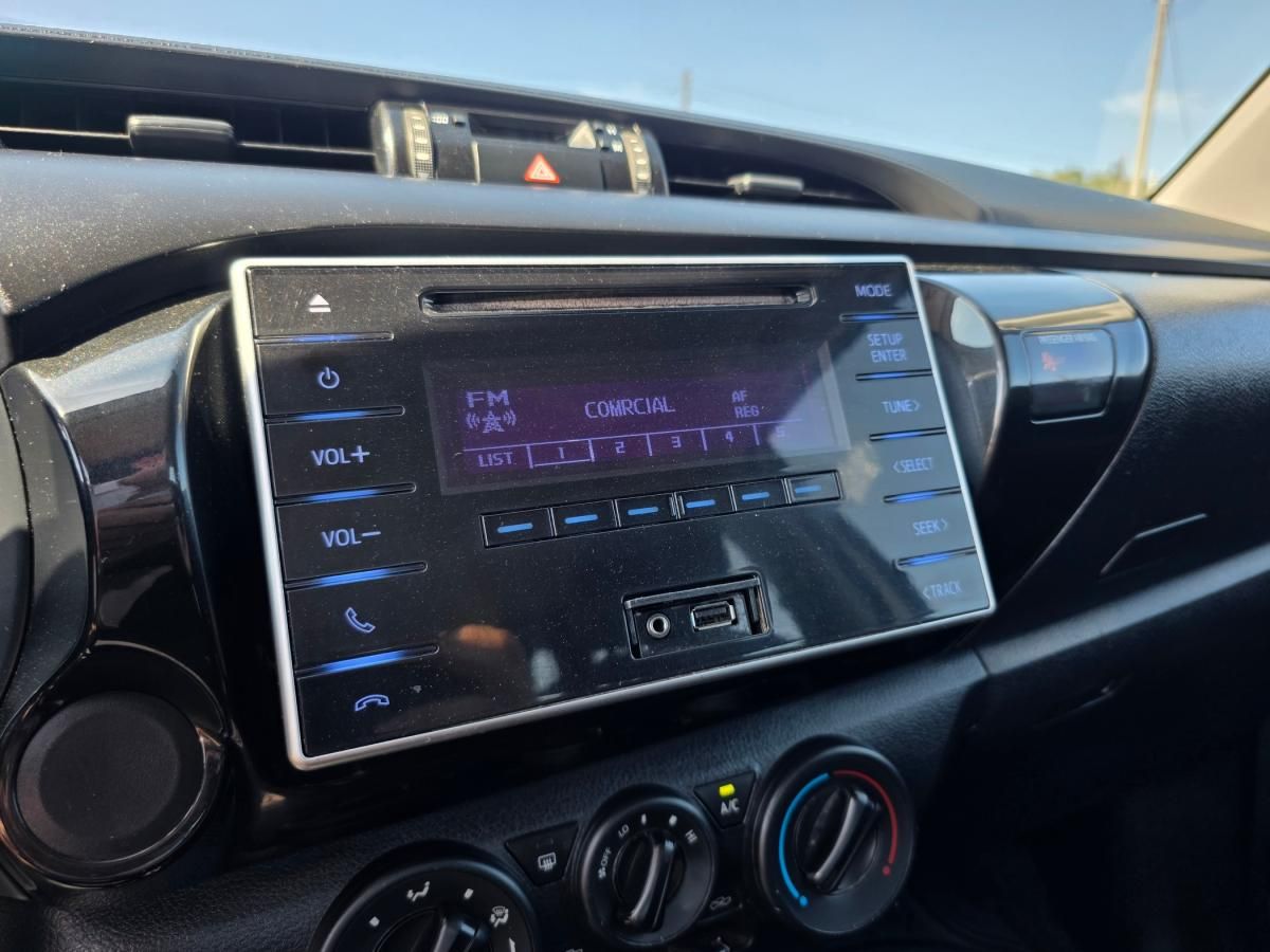 toyota-hilux-2018-diesel-2393cc