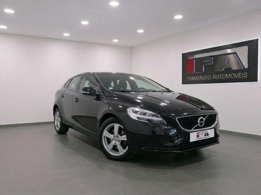 volvo-v40-2017-diesel-1969cc