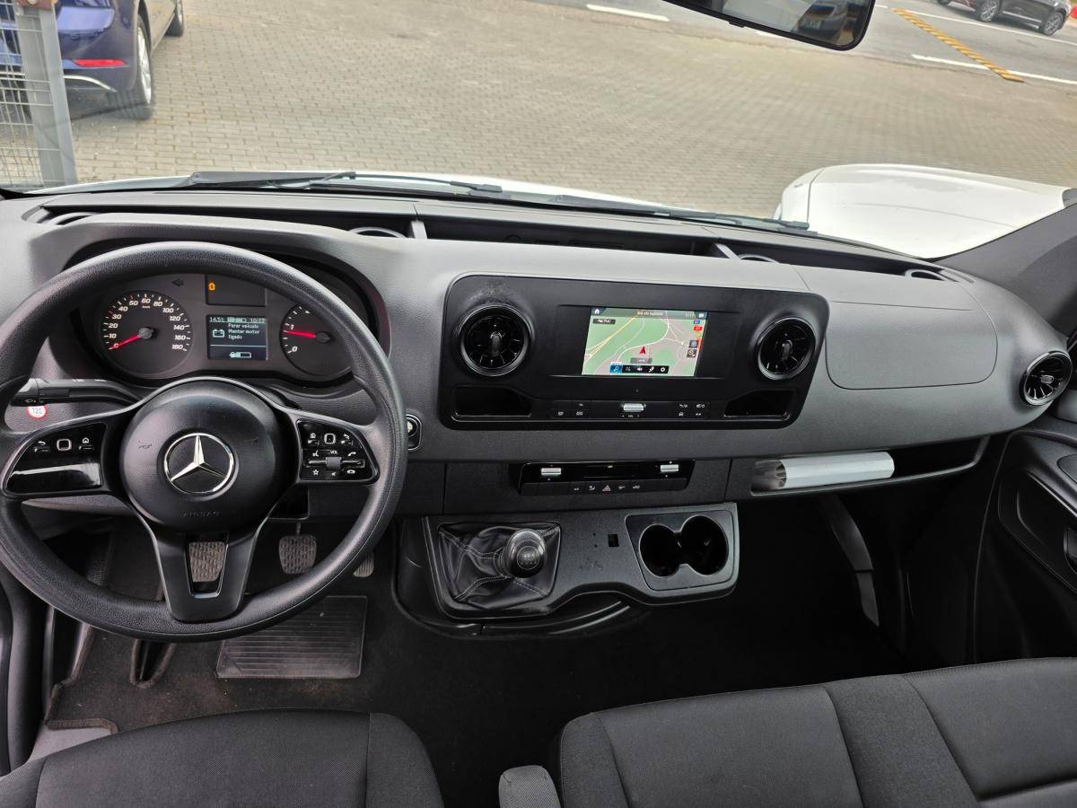 mercedes-benz-sprinter-2020-diesel-2143cc