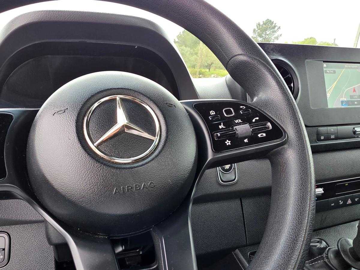 mercedes-benz-sprinter-2020-diesel-2143cc