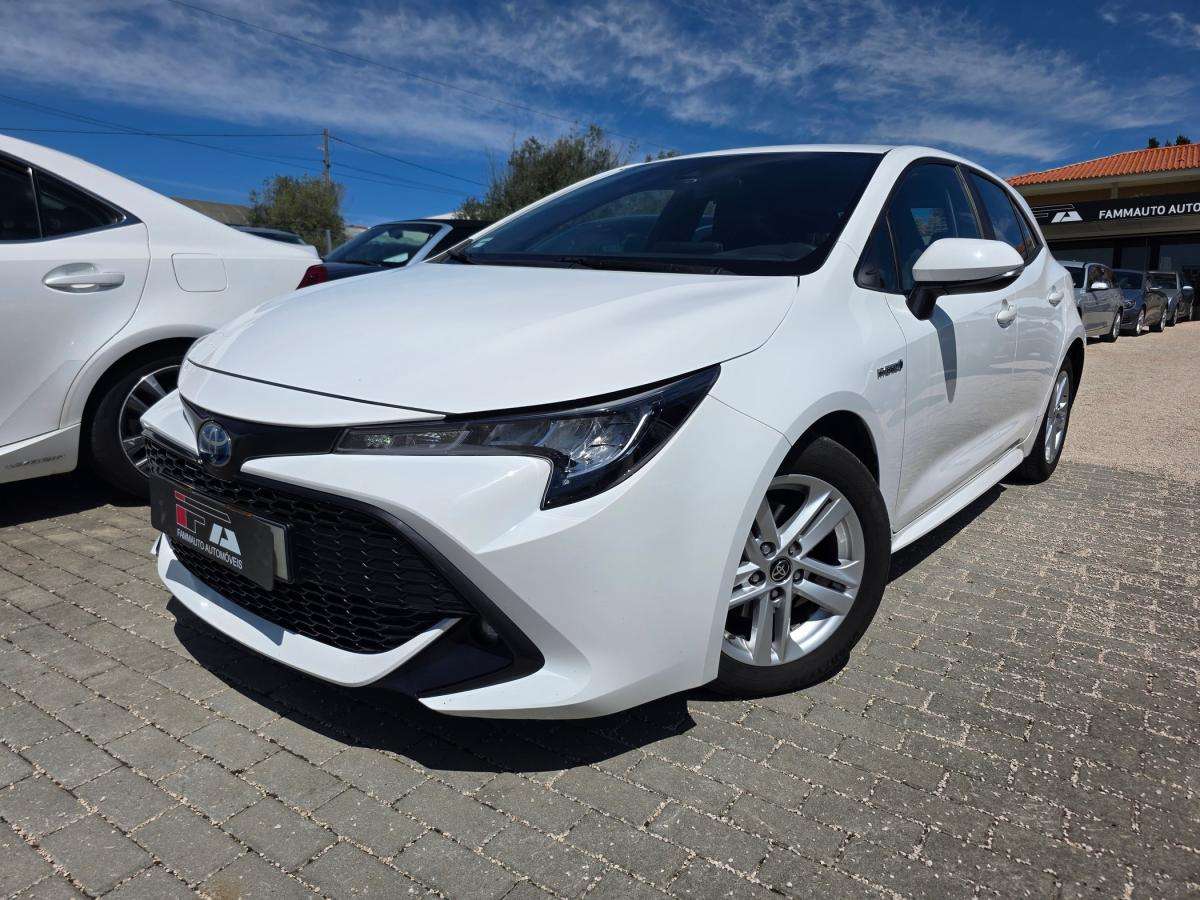 toyota-corolla-2021-hibrido-a-gasolina-1798cc