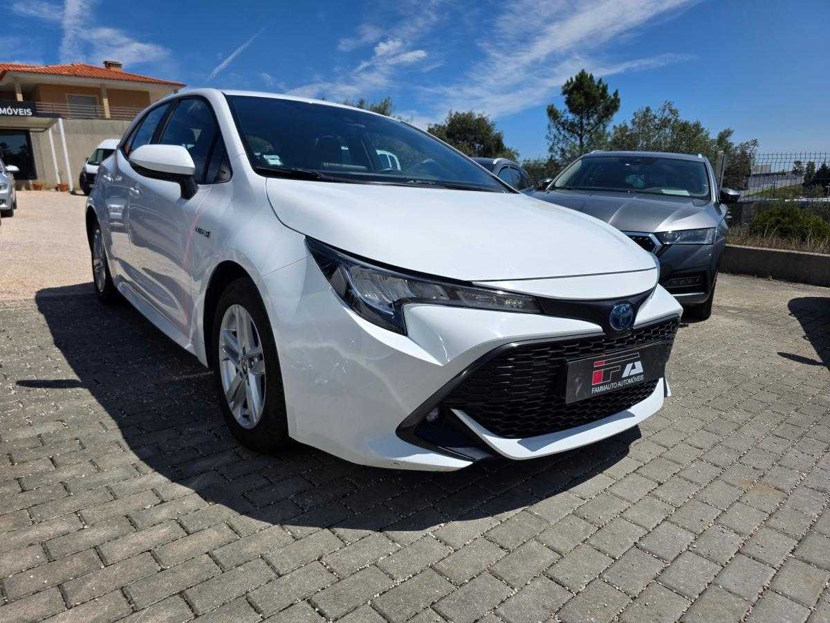 toyota-corolla-2021-hibrido-a-gasolina-1798cc