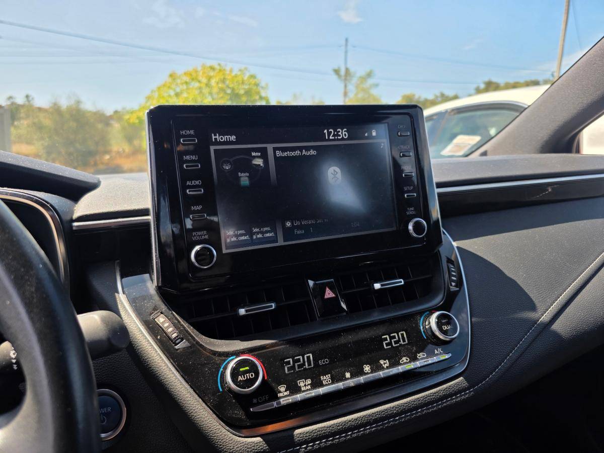 toyota-corolla-2021-hibrido-a-gasolina-1798cc