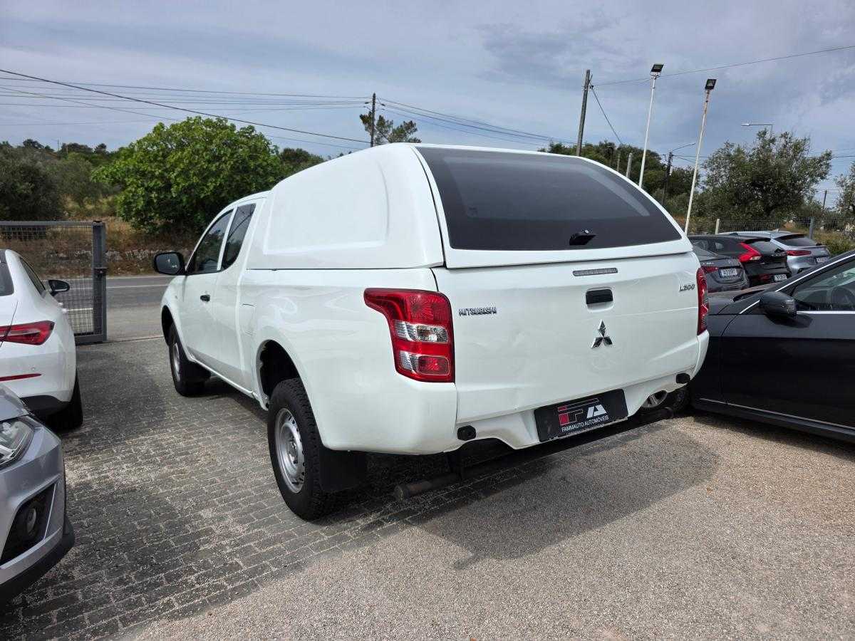 mitsubishi-l200-2019-diesel-2442cc