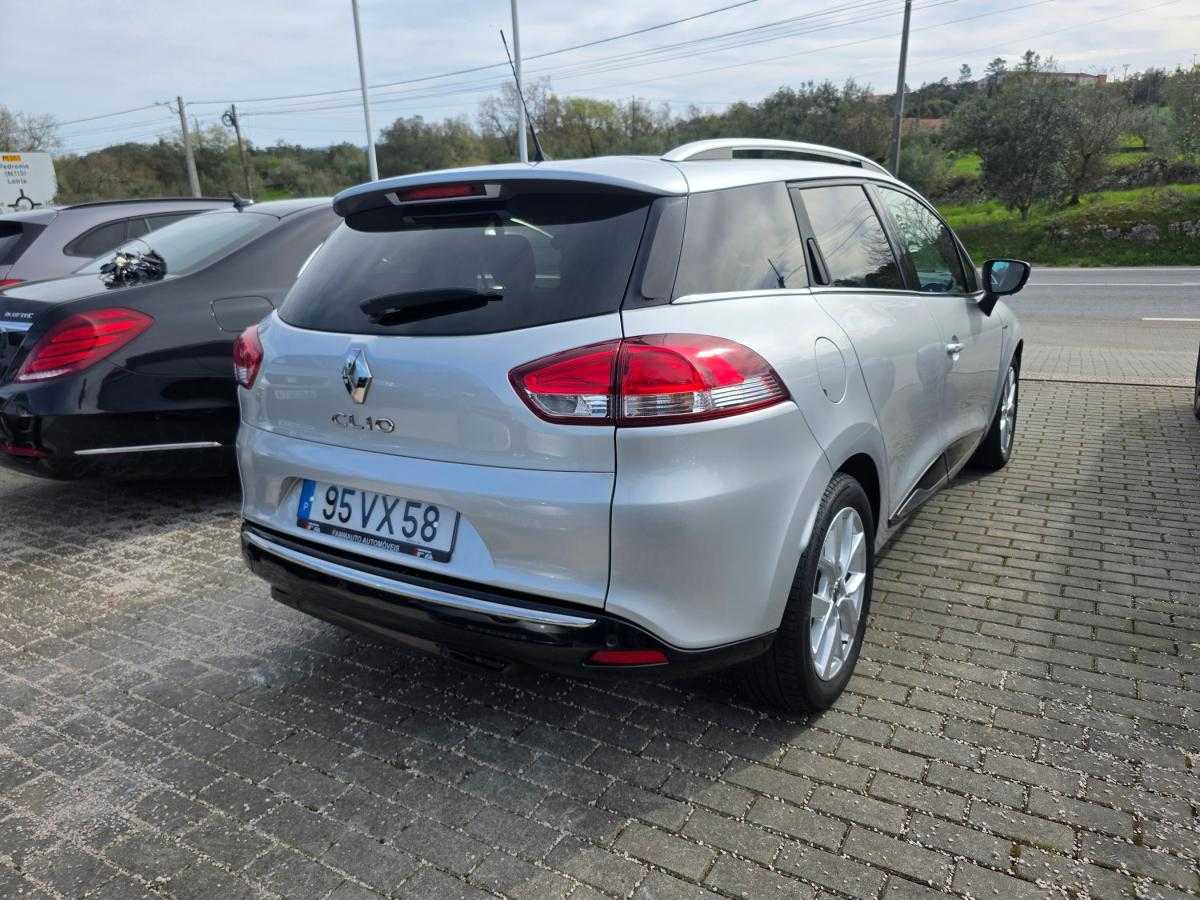 renault-clio-sport-tourer-2019-diesel-1461cc