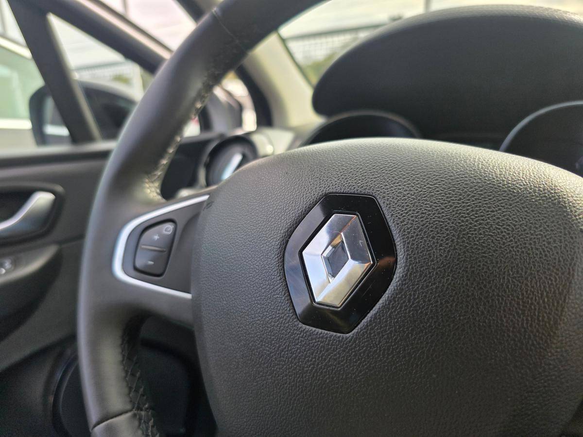 renault-clio-sport-tourer-2019-diesel-1461cc