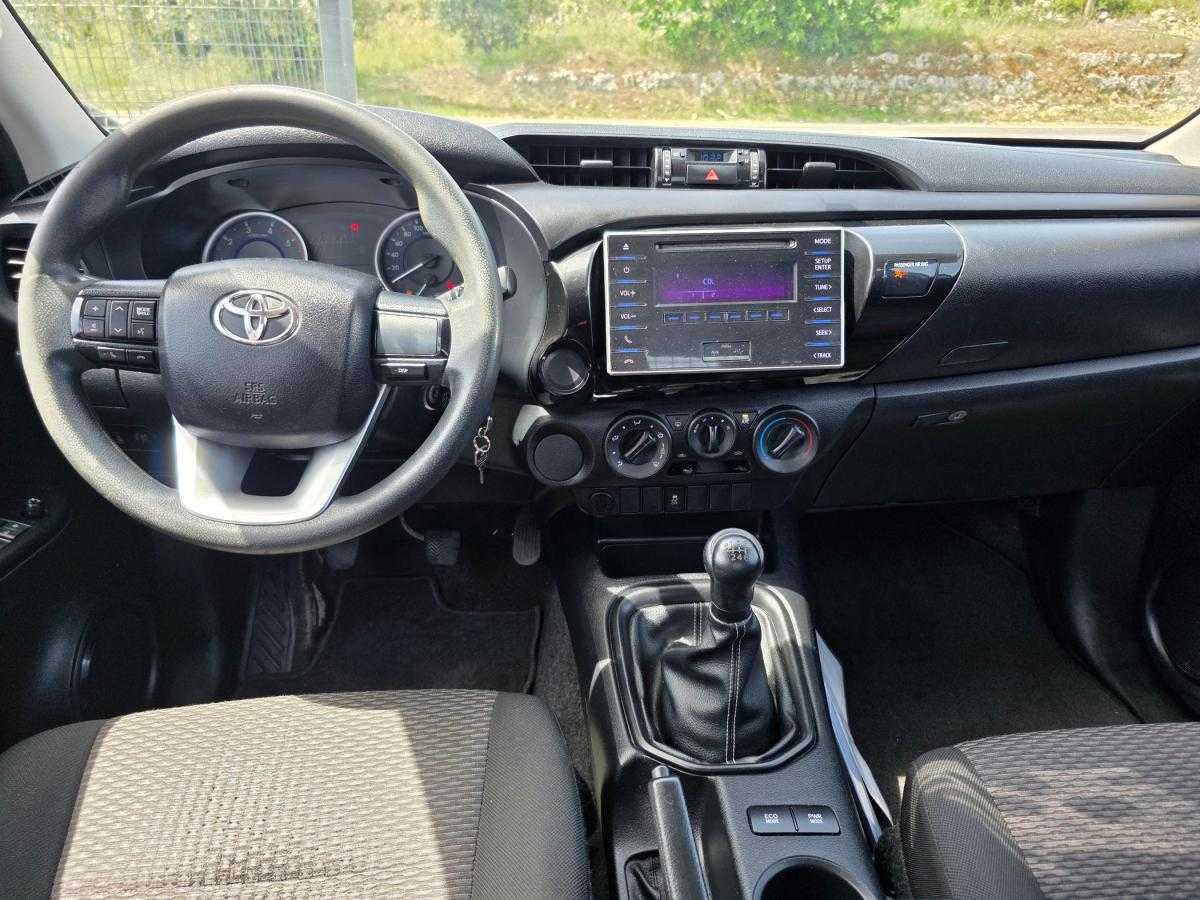 toyota-hilux-2018-diesel-2393cc