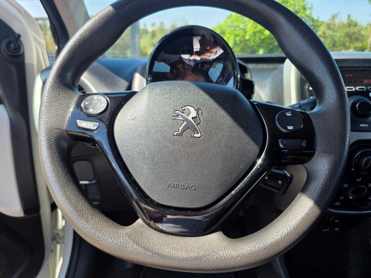 peugeot-108-2017-gasolina-998cc