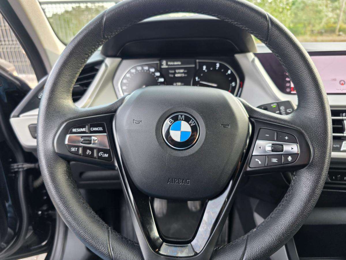 bmw-serie-1-2020-diesel-1995cc