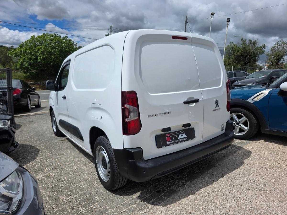 peugeot-partner-2019-diesel-1560cc