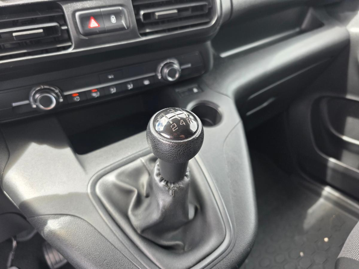 peugeot-partner-2019-diesel-1560cc