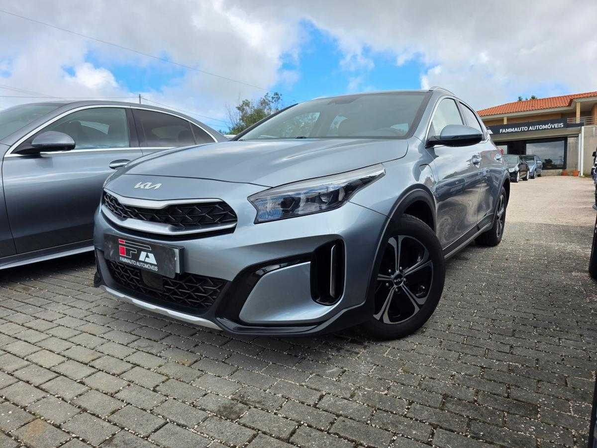 kia-xceed-2023-hibrido-a-gasolina-1580cc