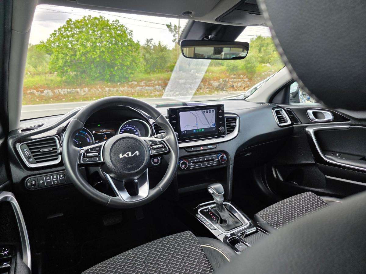 kia-xceed-2023-hibrido-a-gasolina-1580cc