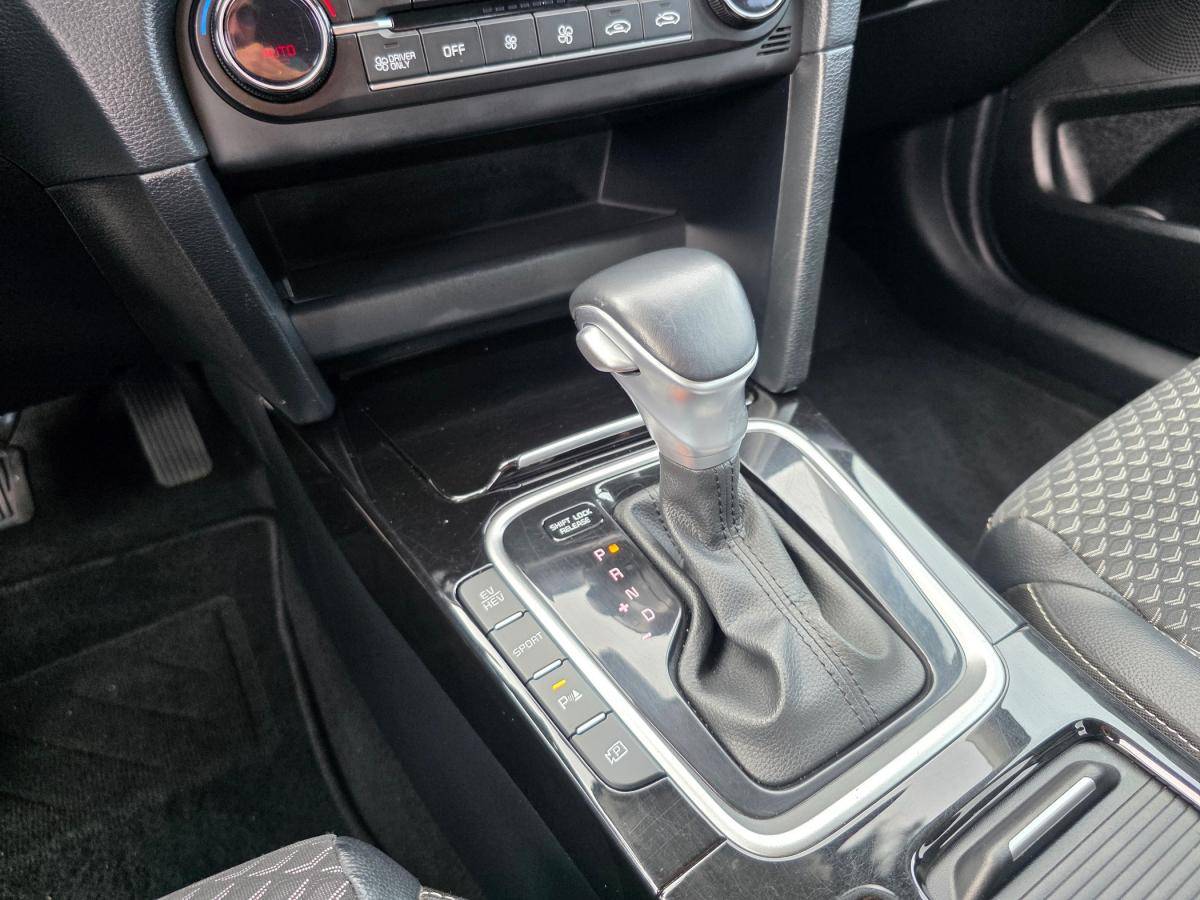kia-xceed-2023-hibrido-a-gasolina-1580cc