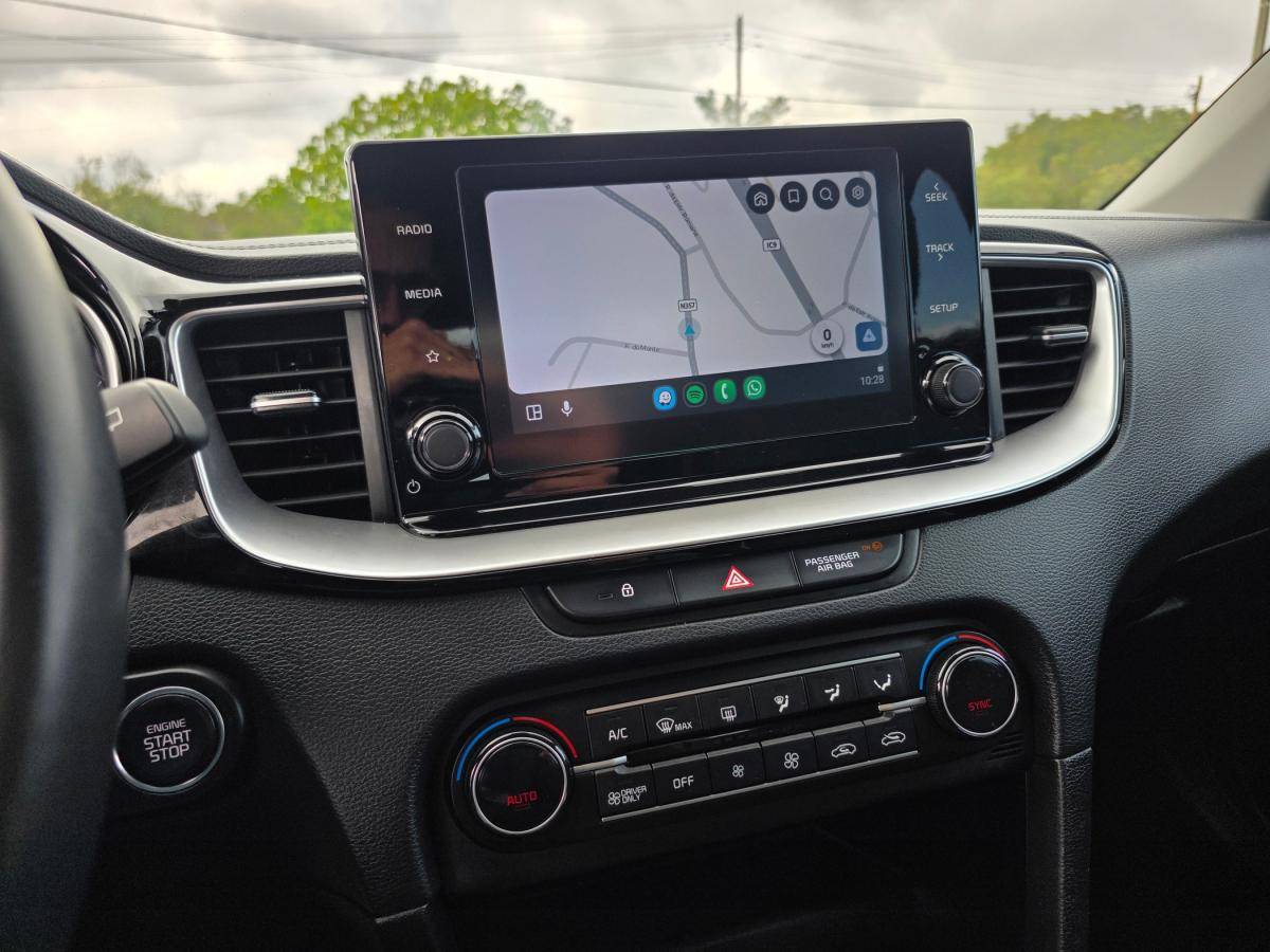 kia-xceed-2023-hibrido-a-gasolina-1580cc