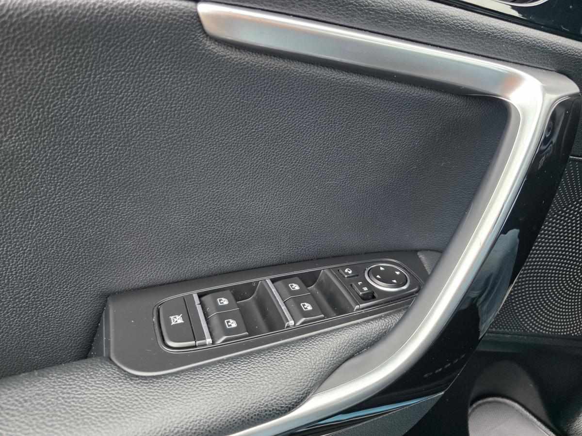 kia-xceed-2023-hibrido-a-gasolina-1580cc