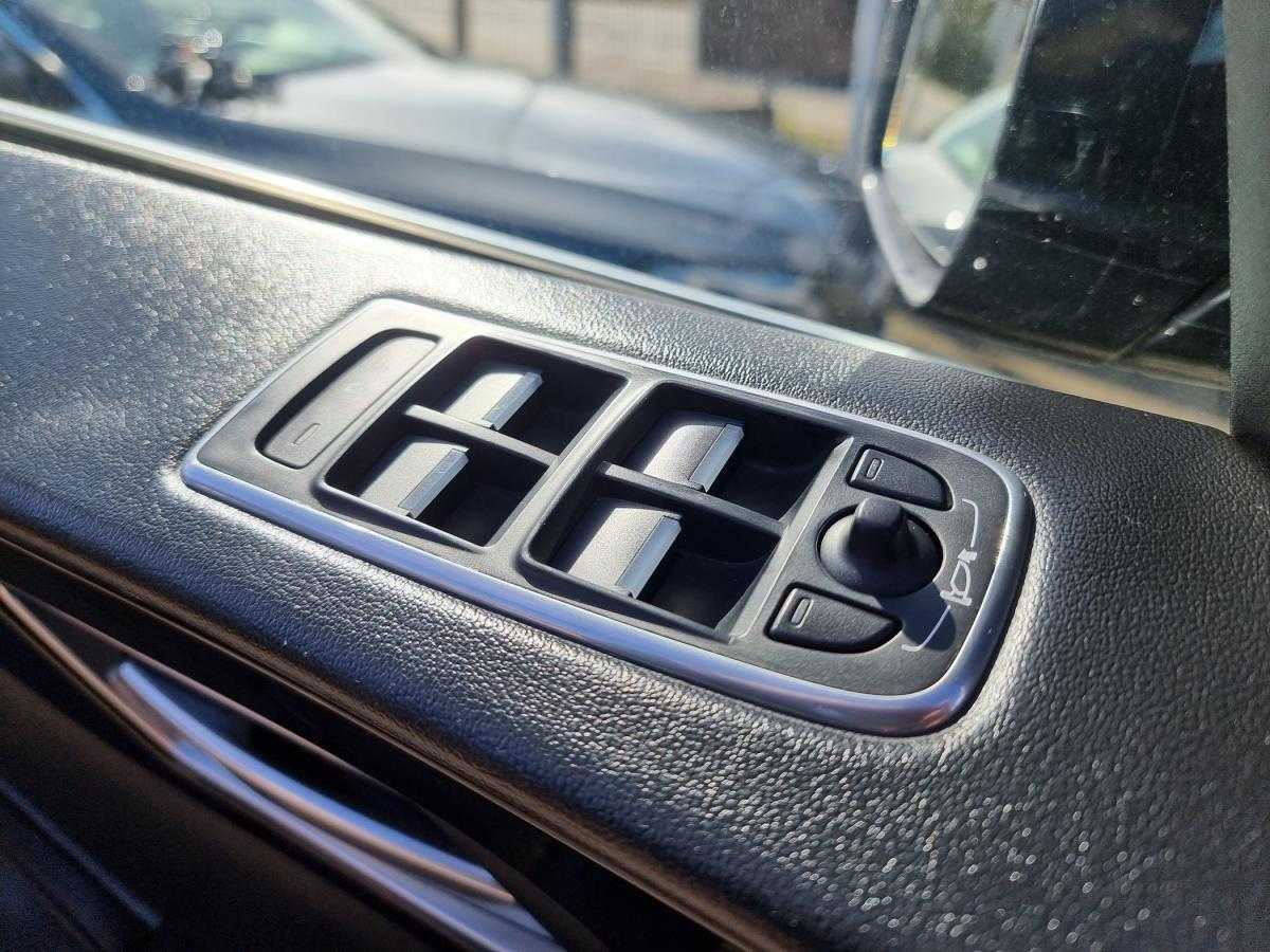 jaguar-f-pace-2017-diesel-1999cc