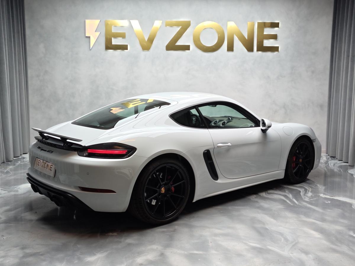 porsche-718-2020-gasolina-3995cc