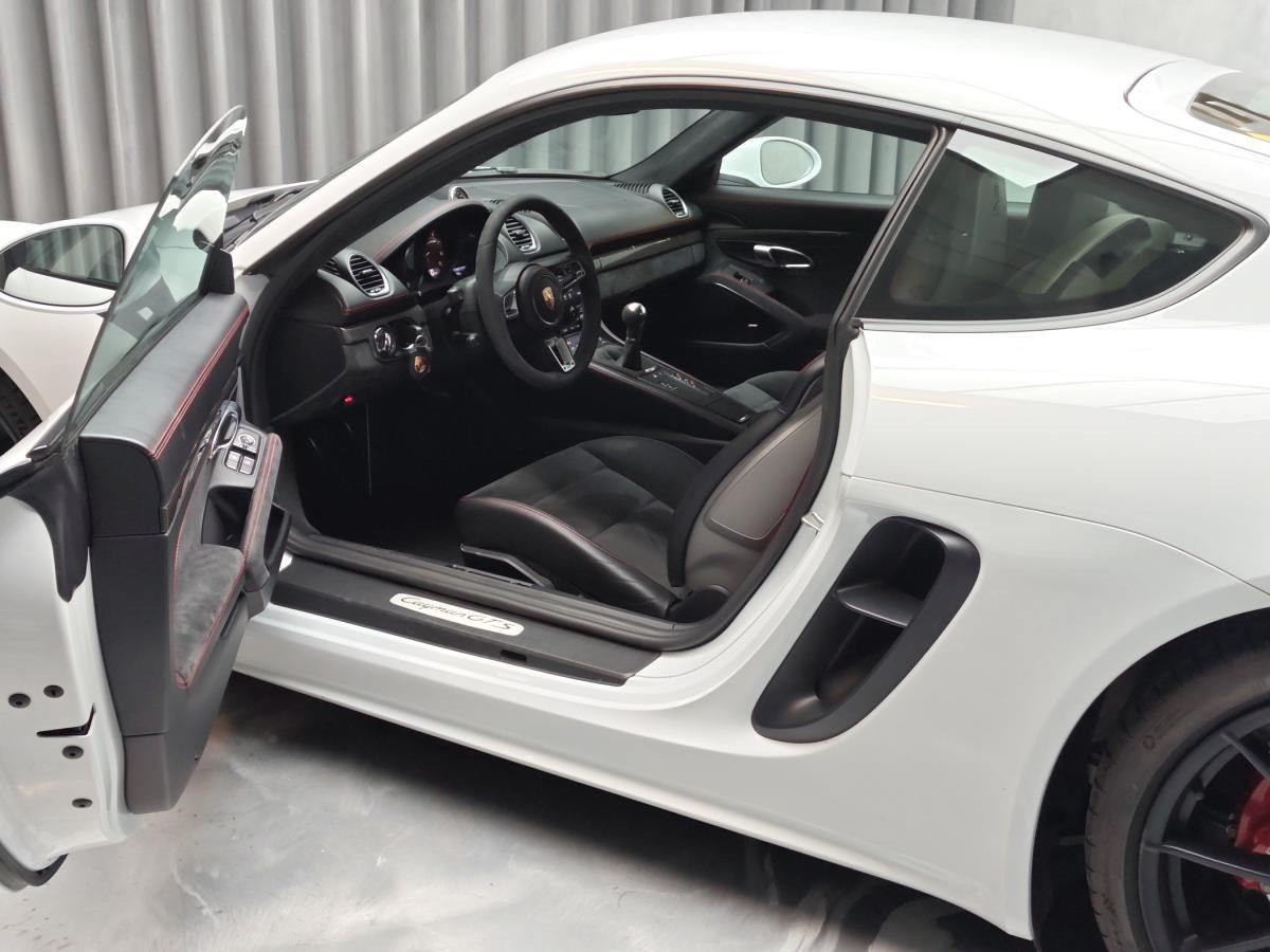 porsche-718-2020-gasolina-3995cc