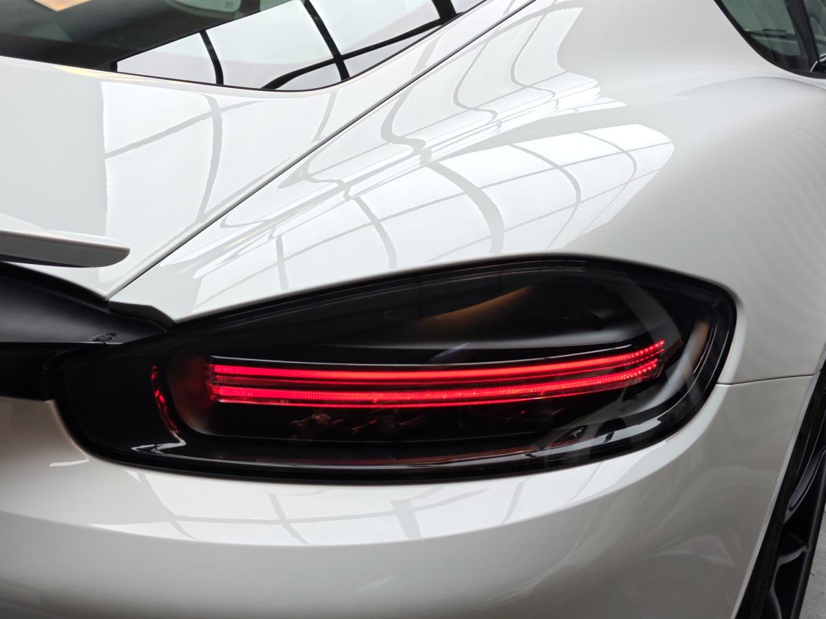 porsche-718-2020-gasolina-3995cc