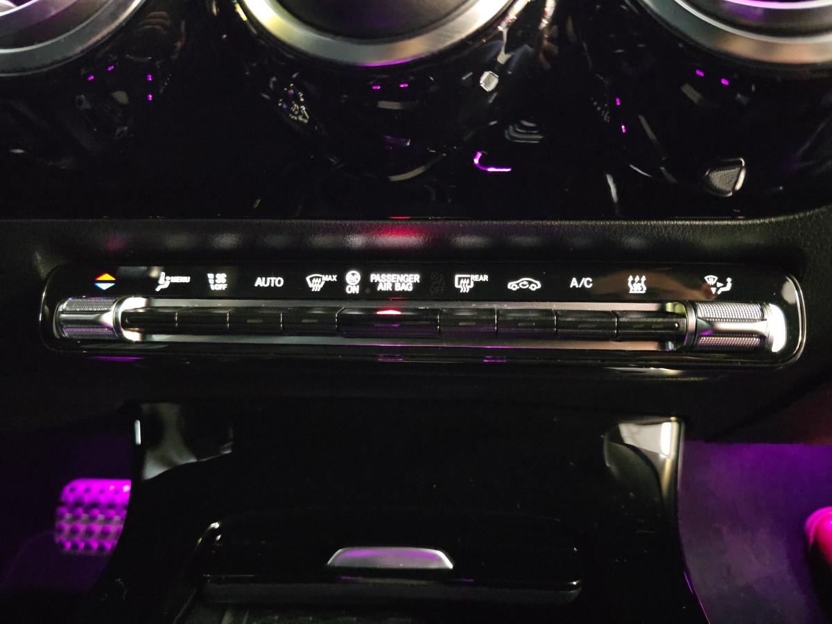 mercedes-benz-cla-2023-hibrido-a-gasolina-1332cc