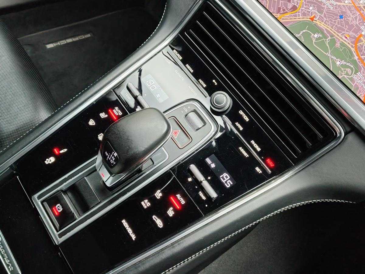 porsche-panamera-sport-turismo-2021-hibrido-a-gasolina-2894cc