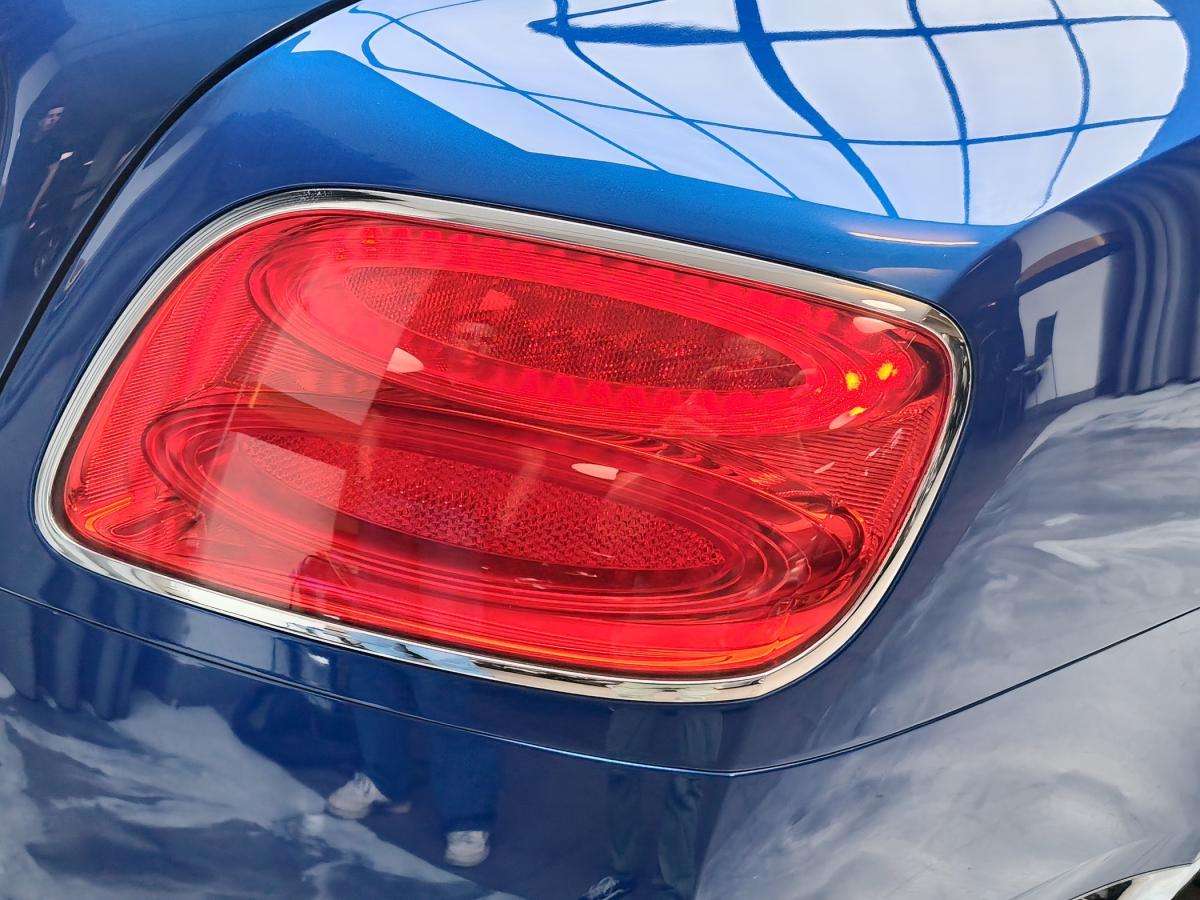 bentley-continental-2015-gasolina-5998cc