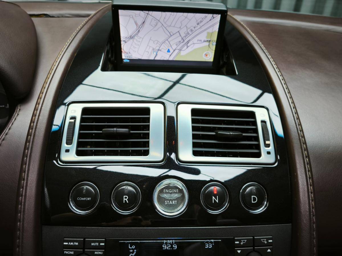 aston-martin-vantage-roadster-2008-gasolina-4300cc