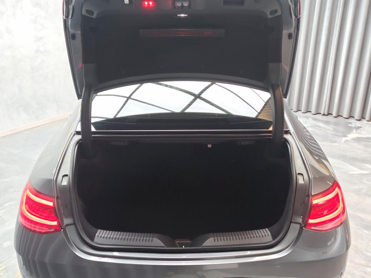 mercedes-benz-cls-2019-diesel-1950cc