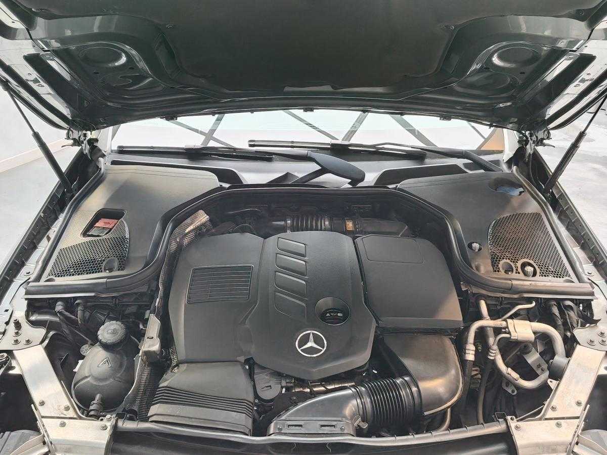mercedes-benz-cls-2019-diesel-1950cc