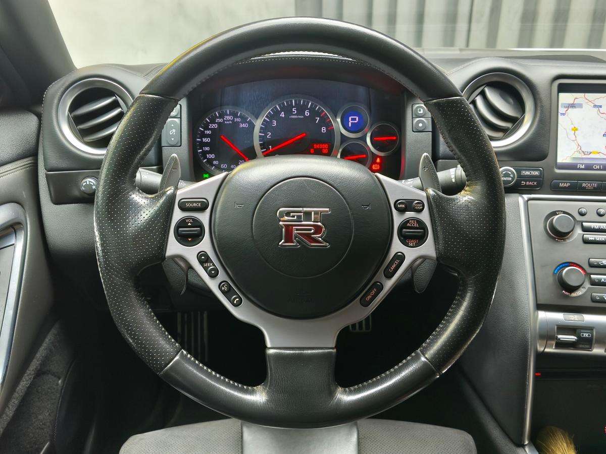 nissan-gt-r-2009-gasolina-3799cc